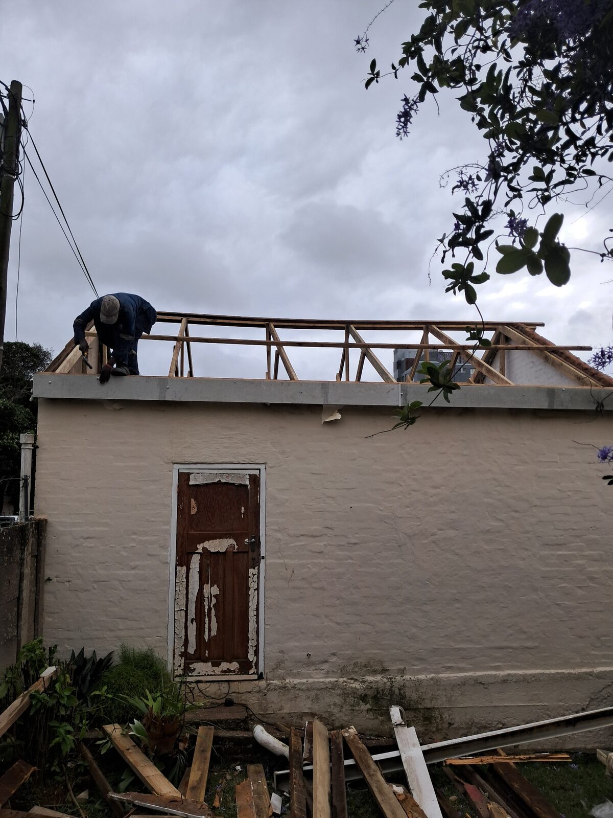Commercial shopfront re-roof
