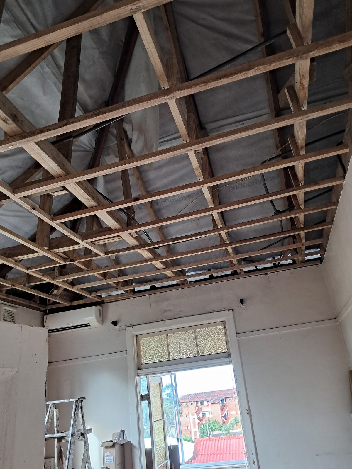 Tile stripping during replacement