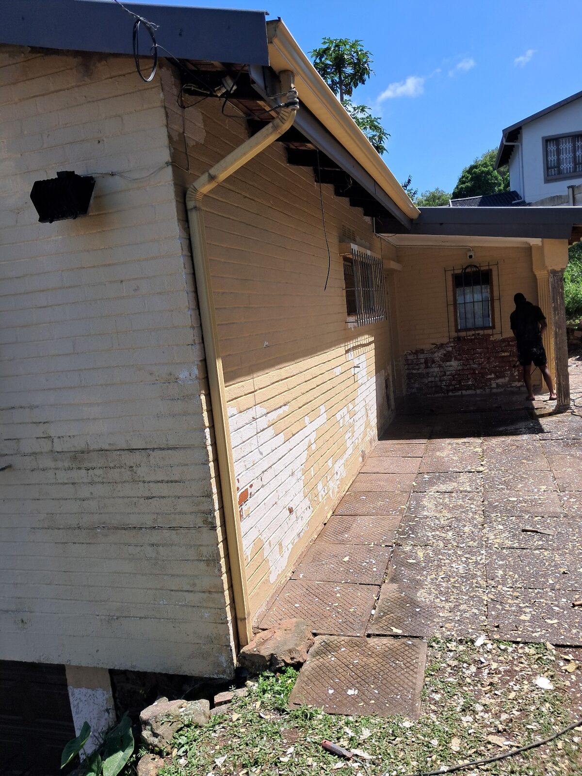 Brick courtyard maintenance