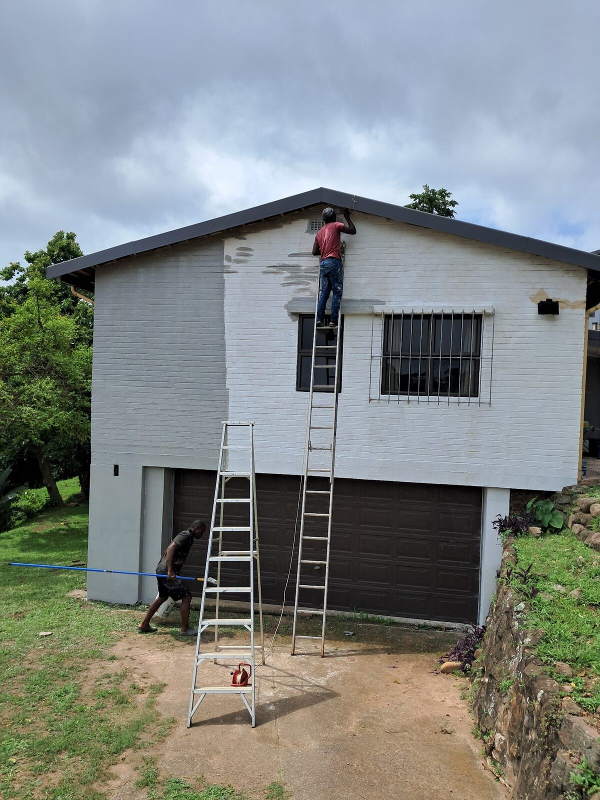 Painted corrugated roof sheeting